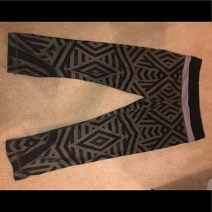 Lululemon cropped leggings